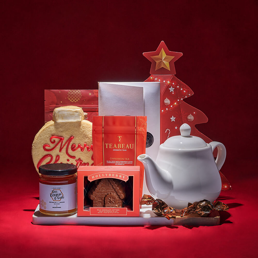 Festive Chocolate and Tea Collection in Tree Box – how the gift is presented