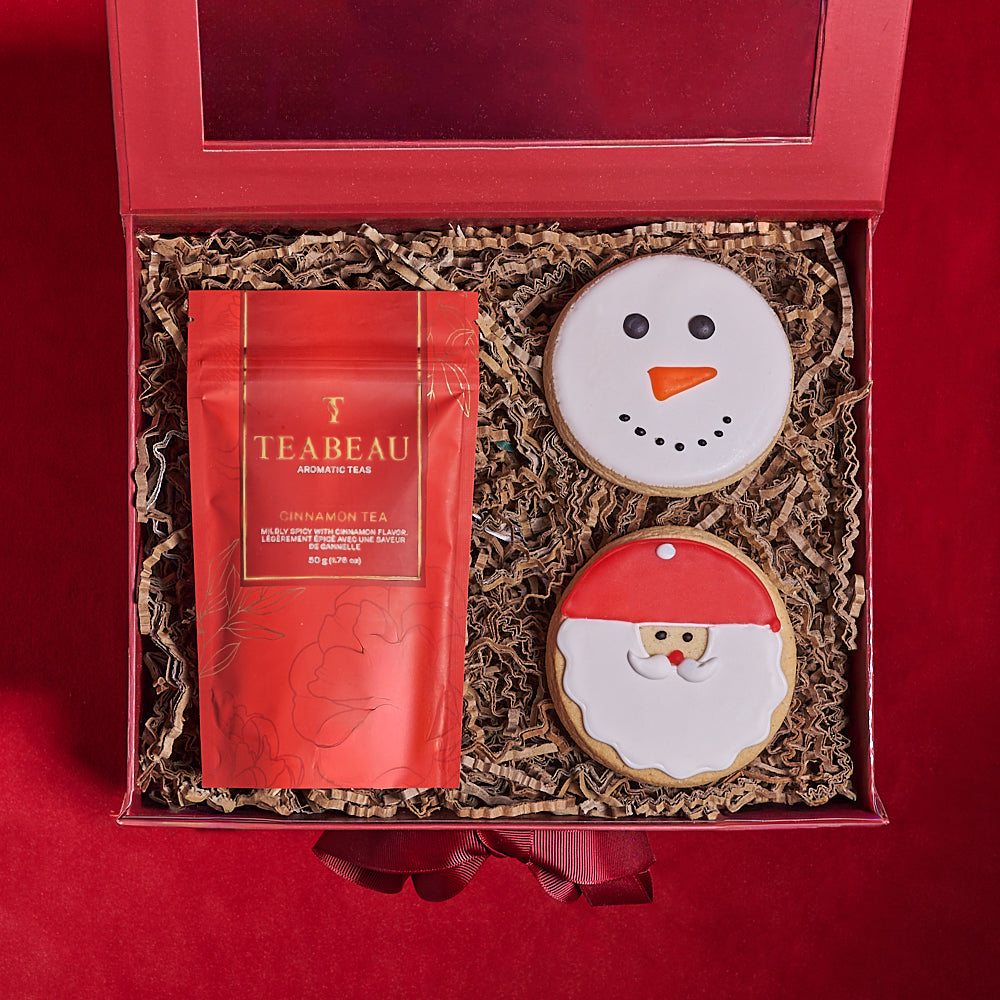 Holiday Tea and Handmade Cookie Gift Basket – how the gift is presented