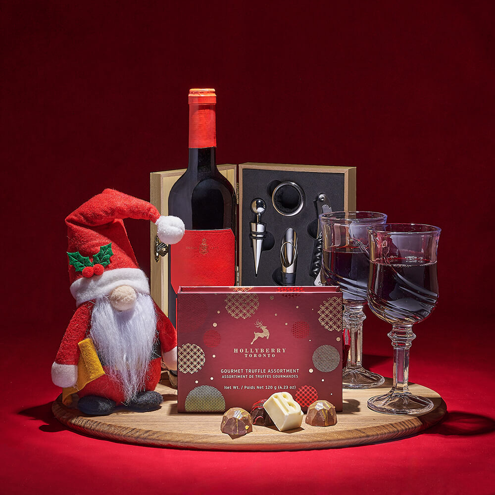 Holiday Wine and Cutting Board Set – how the gift is presented