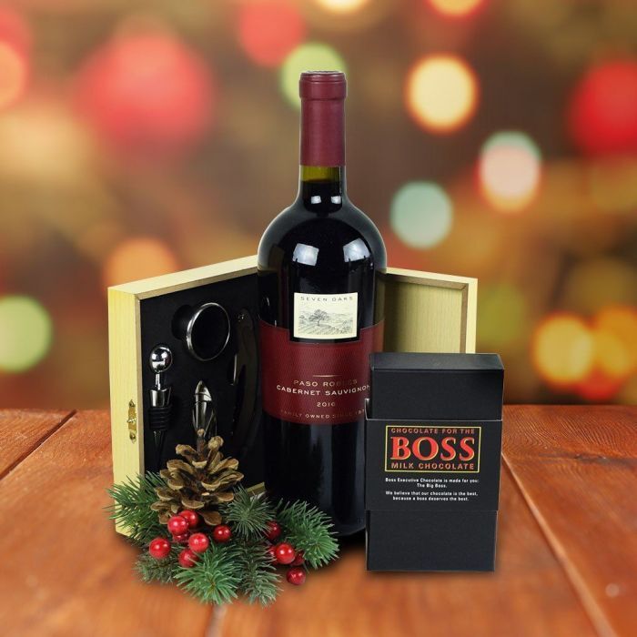 Wine & Milk Chocolate Gift Set