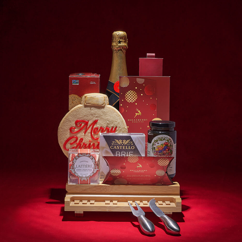 Sparkling Wine Christmas Cheese Basket – how the gift is presented