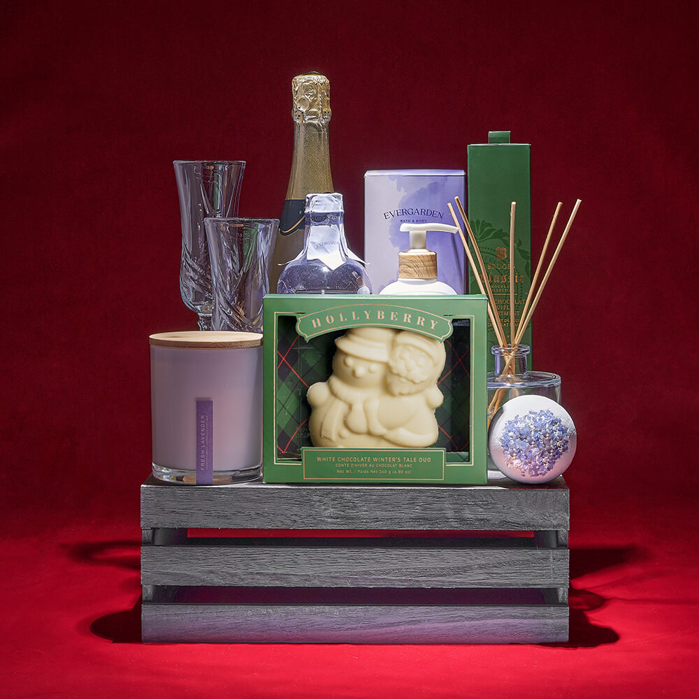 Relaxing with You Christmas Crate, sparkling wine gift, sparkling wine, champagne gift, champange, spa gift, spa, bath gift, bath, chocolate gift, chocolate, christmas gift, christmas